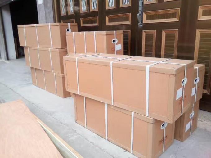 tipo linear líquido automático de la máquina de rellenar de la botella 100ml para la cerveza 3